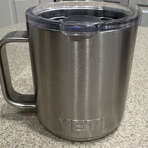 YETI Silver Stainless Steel Tumbler
